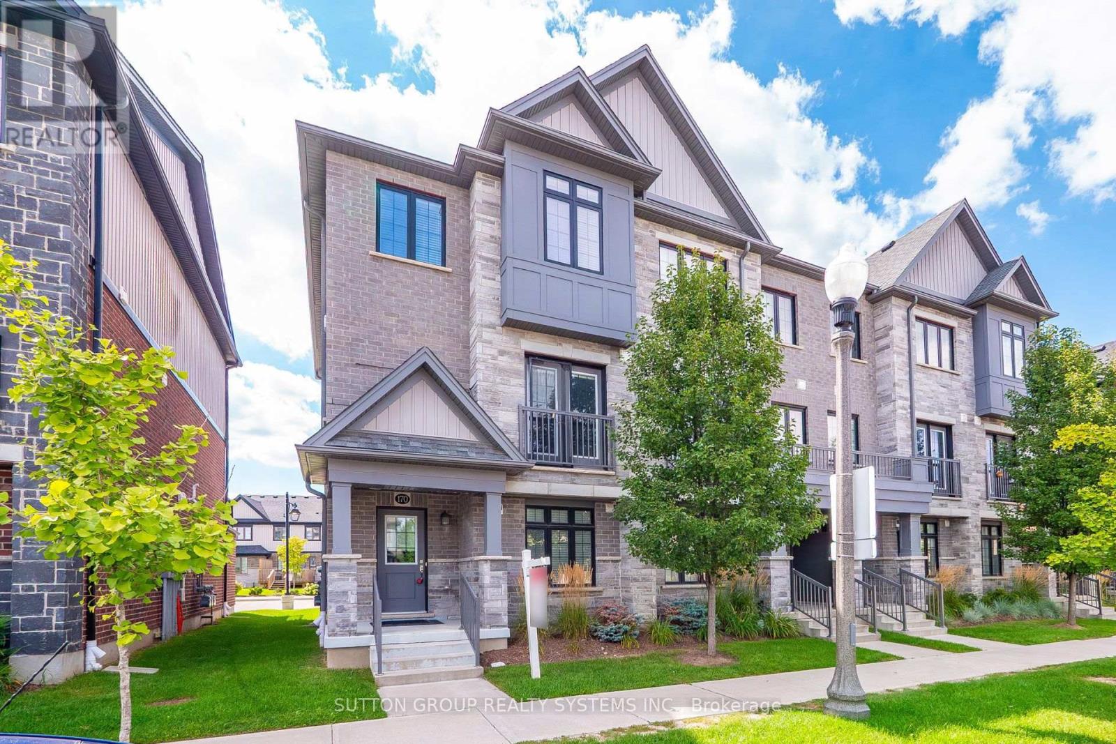 170 South Creek Drive, Kitchener, Ontario  N2P 0J5 - Photo 5 - X13724850