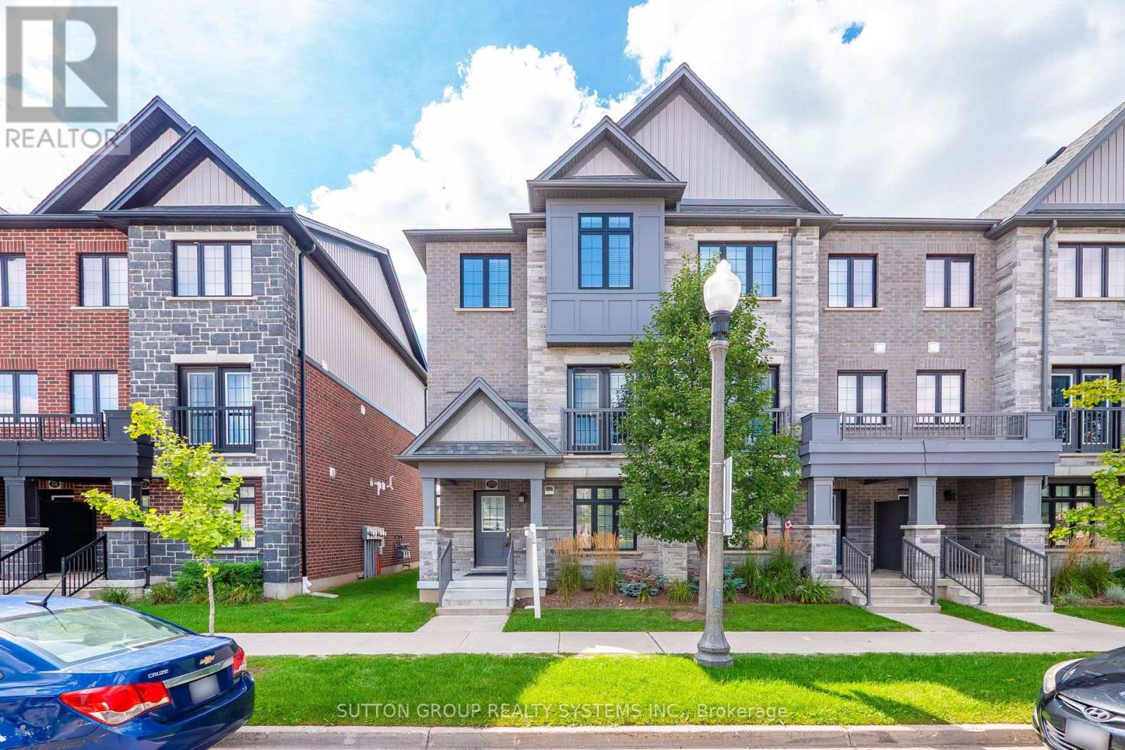 170 South Creek Drive, Kitchener, Ontario  N2P 0J5 - Photo 3 - X13724850