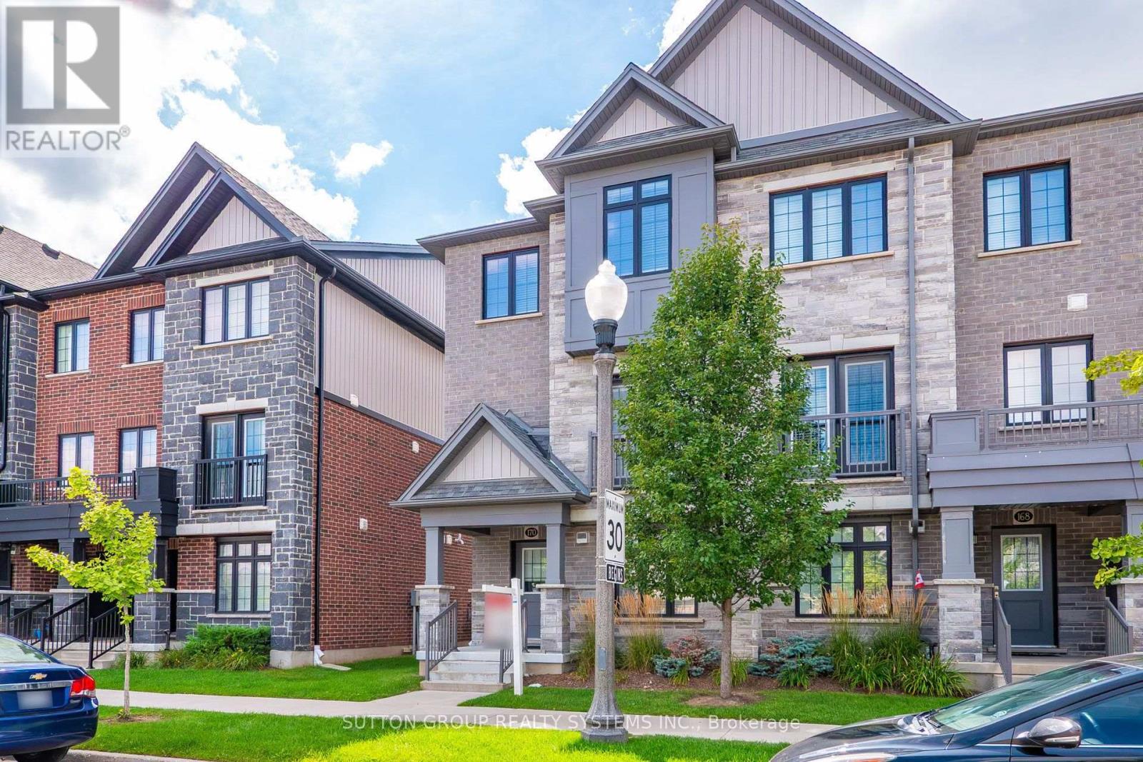 170 South Creek Drive, Kitchener, Ontario  N2P 0J5 - Photo 4 - X13724850