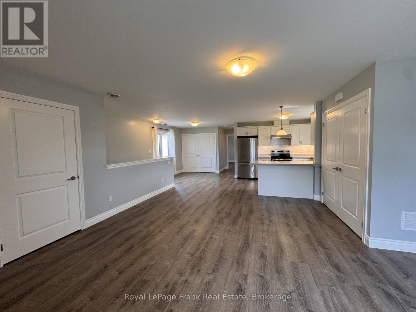 627 Bloor Street E, Oshawa, Ontario  L1H 3N4 - Photo 12 - E13761282