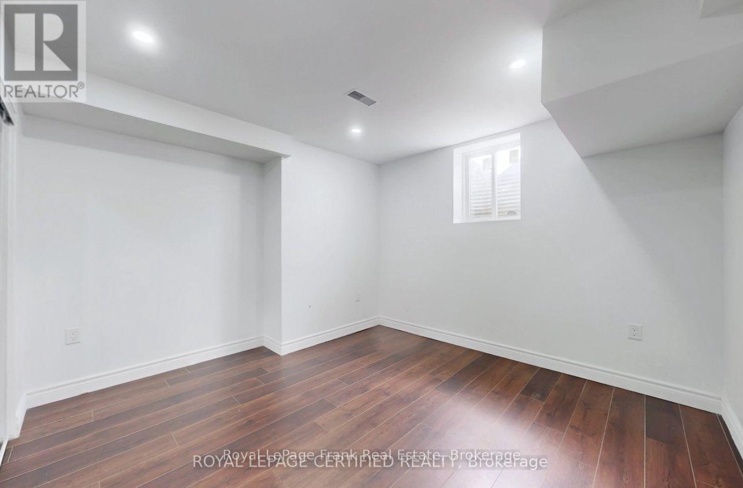 Basement - 21 Ouellette Drive, Whitby, Ontario  L1P 0E3 - Photo 6 - E13761306