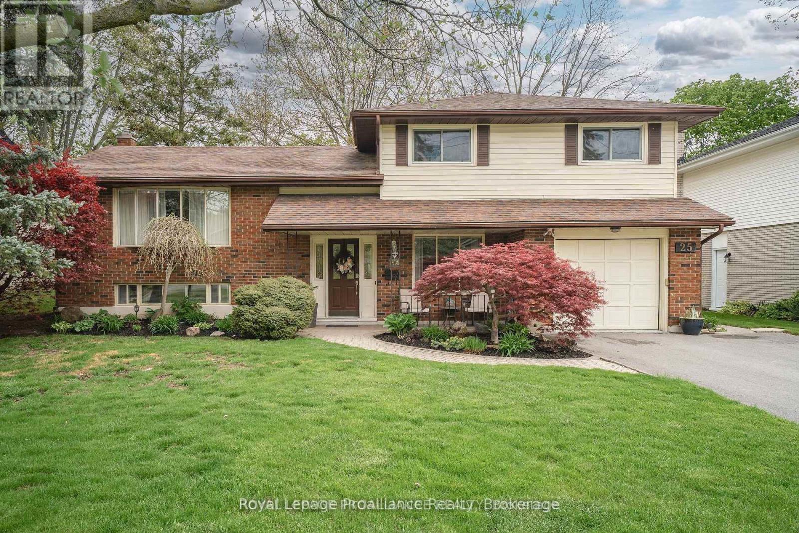 25 Keller Drive, Belleville, Ontario  K8P 4B3 - Photo 1 - X13761176