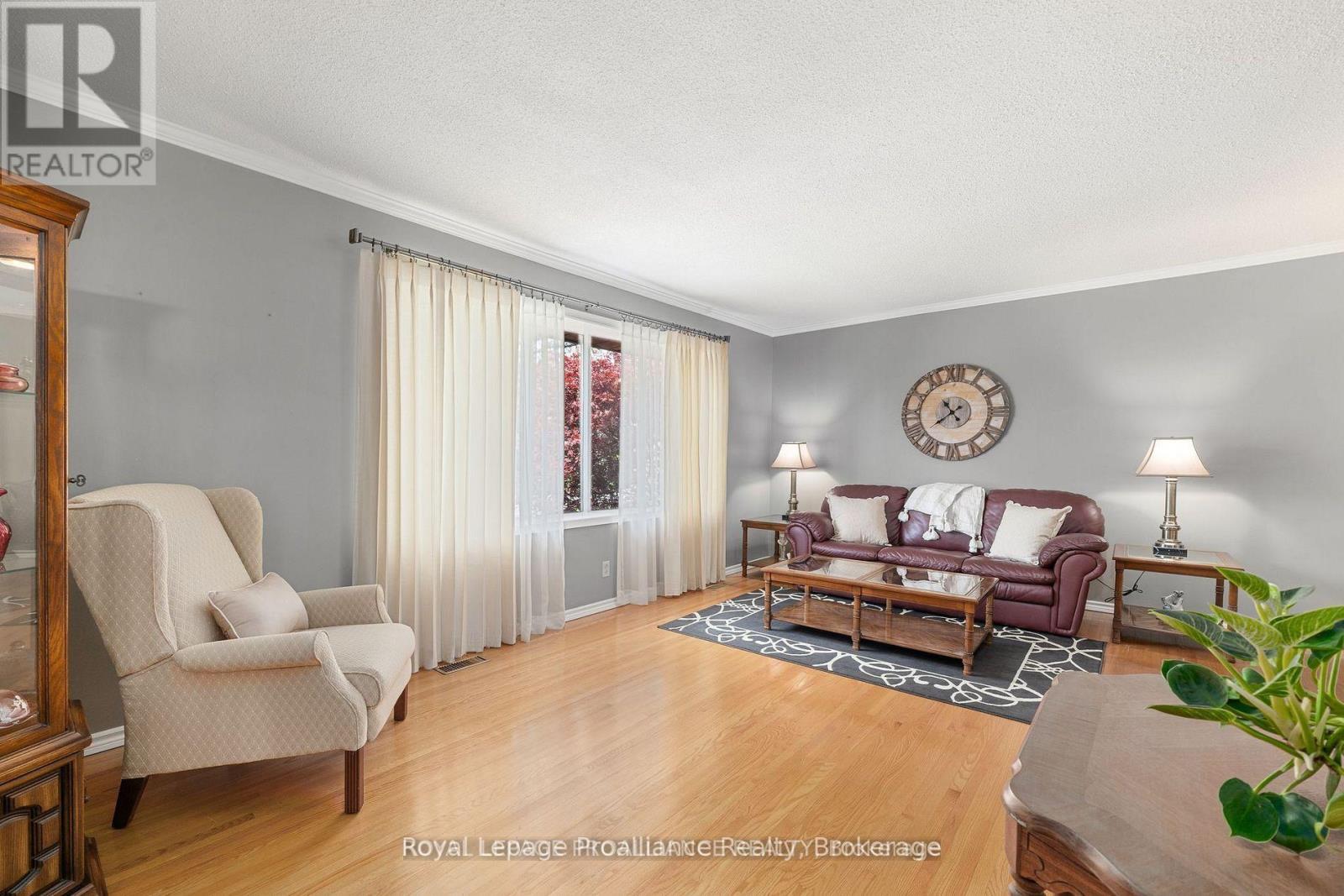 25 Keller Drive, Belleville, Ontario  K8P 4B3 - Photo 10 - X13761176