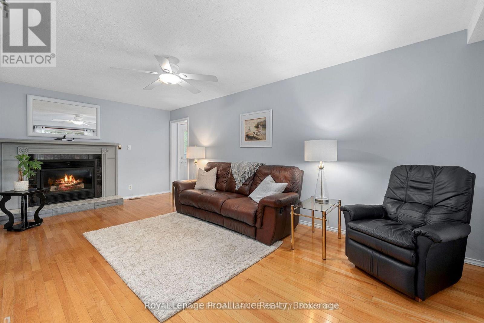 25 Keller Drive, Belleville, Ontario  K8P 4B3 - Photo 11 - X13761176