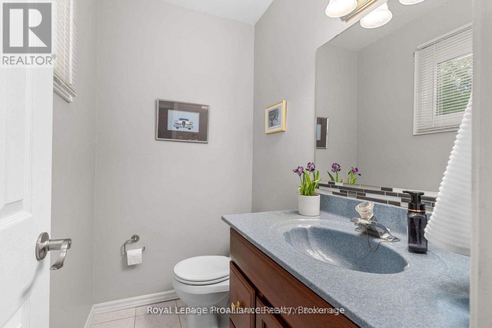 25 Keller Drive, Belleville, Ontario  K8P 4B3 - Photo 18 - X13761176