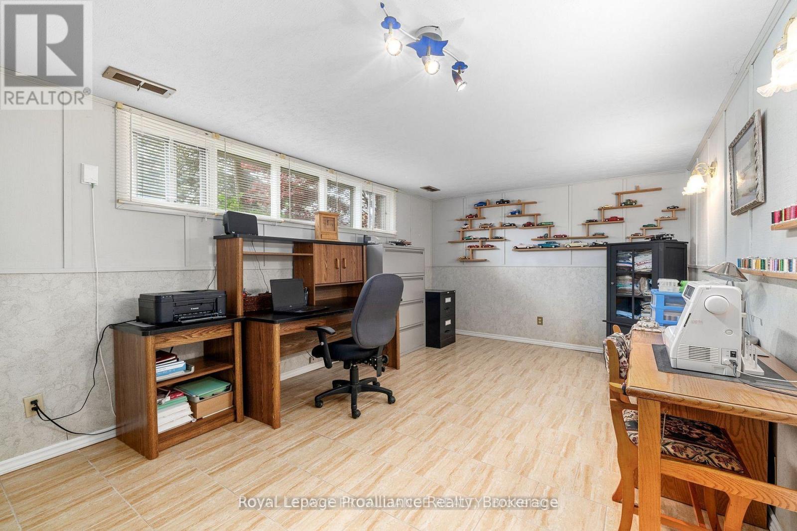25 Keller Drive, Belleville, Ontario  K8P 4B3 - Photo 22 - X13761176