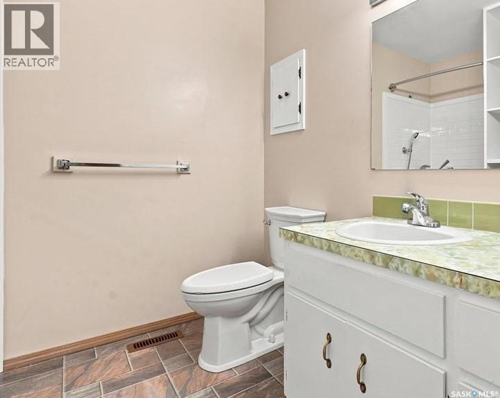 843 N Mcintosh Street, Regina, Saskatchewan  S4R 6H1 - Photo 18 - SK045455