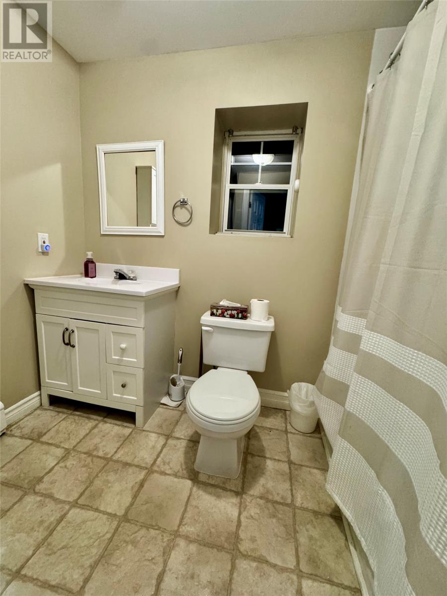 3 Swan Avenue, Clarenville — photo 21