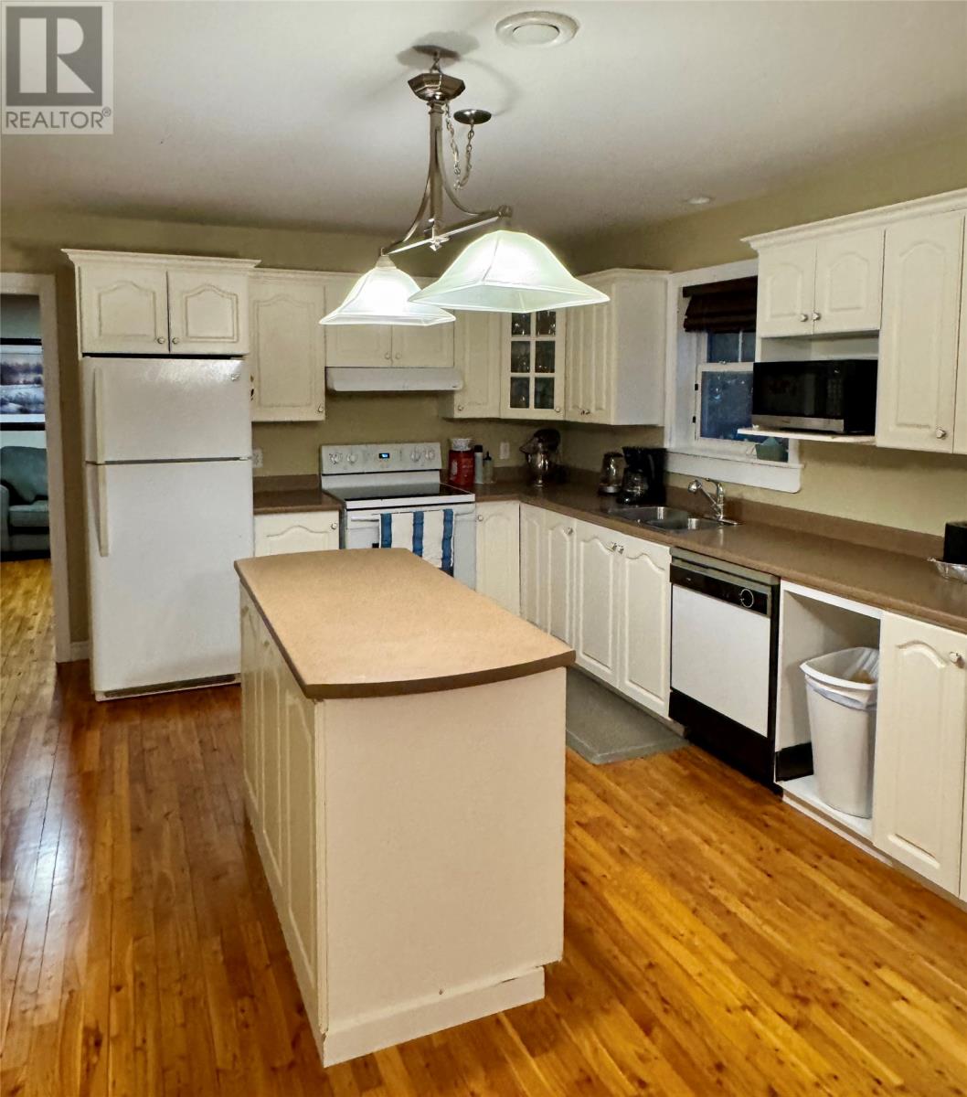 3 Swan Avenue, Clarenville — photo 9