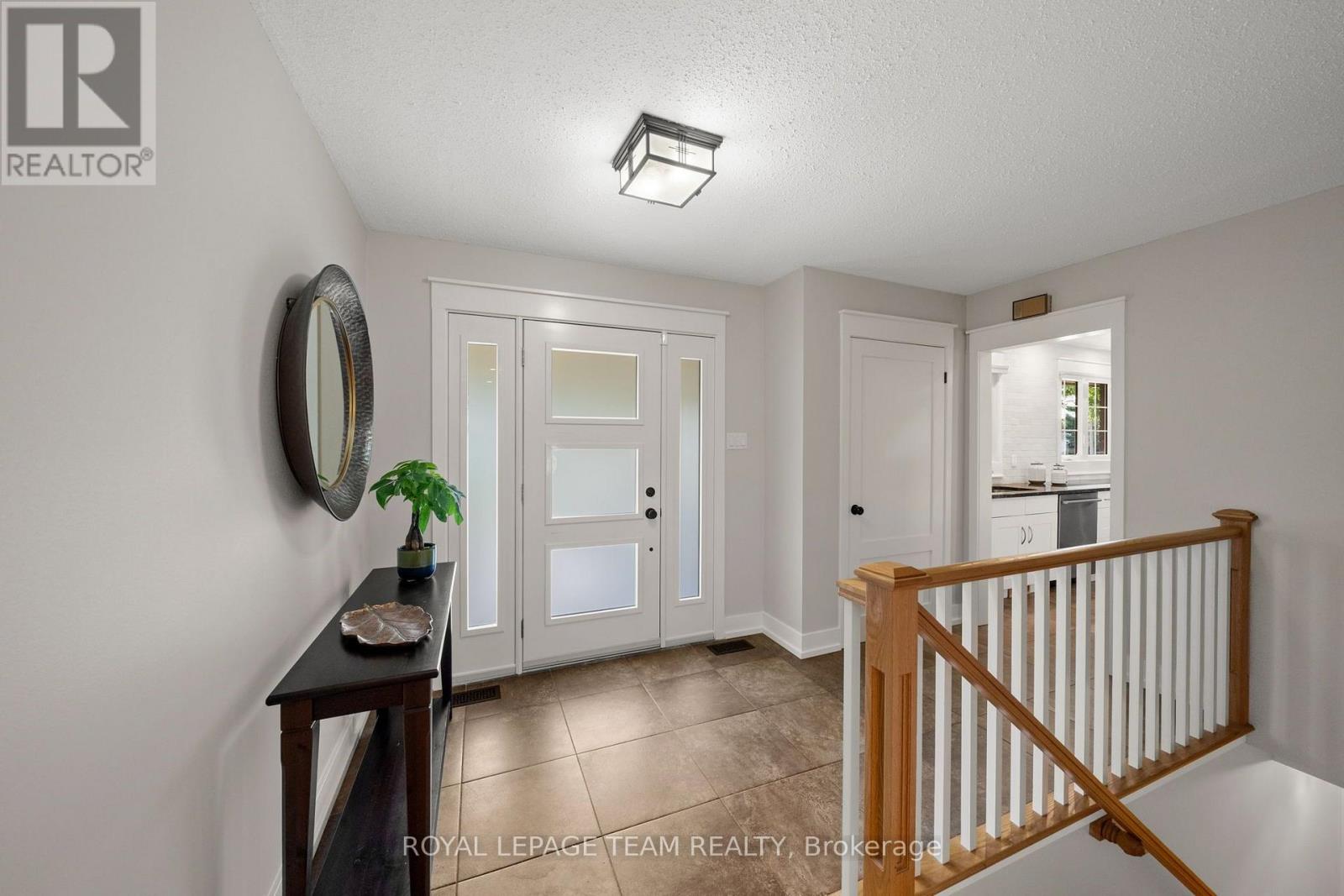 1279 Fairway Drive, Ottawa, Ontario  K4M 1B3 - Photo 5 - X13761330