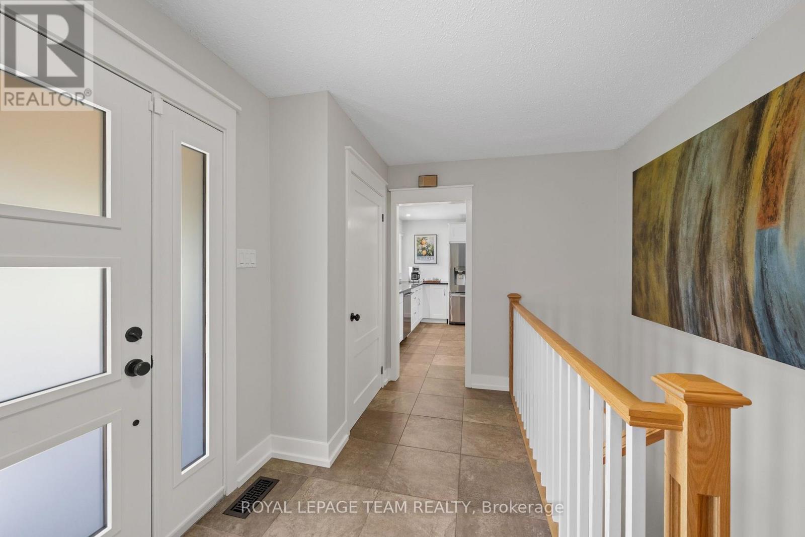 1279 Fairway Drive, Ottawa, Ontario  K4M 1B3 - Photo 6 - X13761330