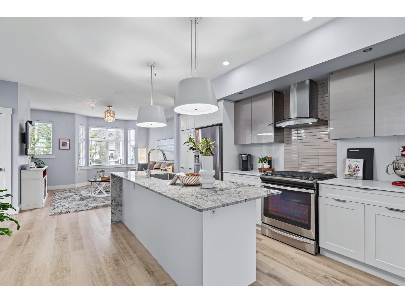 28 20852 77a Avenue, Langley, British Columbia  V2Y 0R8 - Photo 1 - R3161749