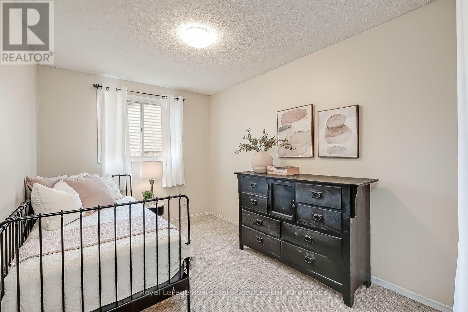 1284 Morgan Court, Burlington, Ontario  L7M 1X2 - Photo 18 - W13761244