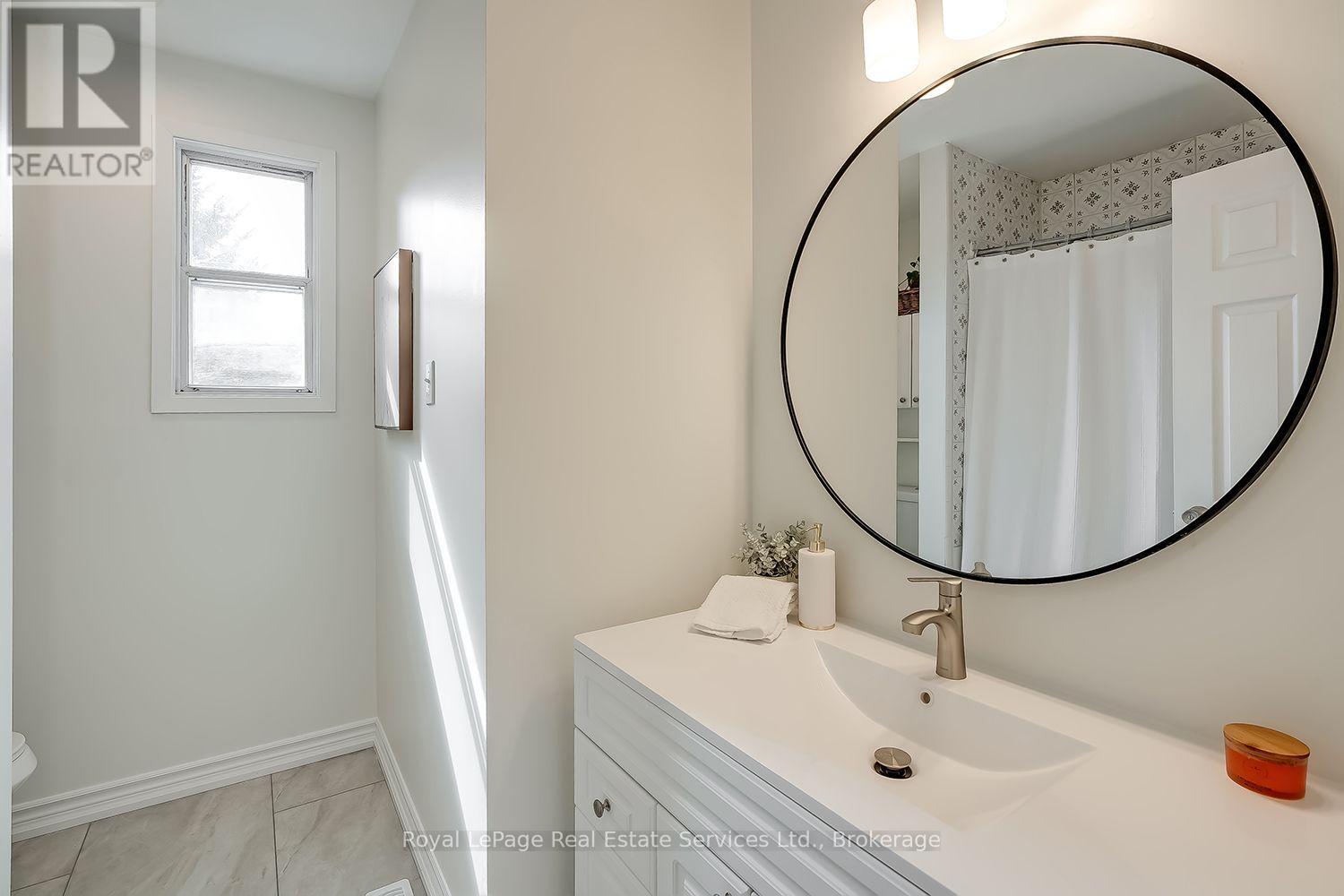 1284 Morgan Court, Burlington, Ontario  L7M 1X2 - Photo 20 - W13761244
