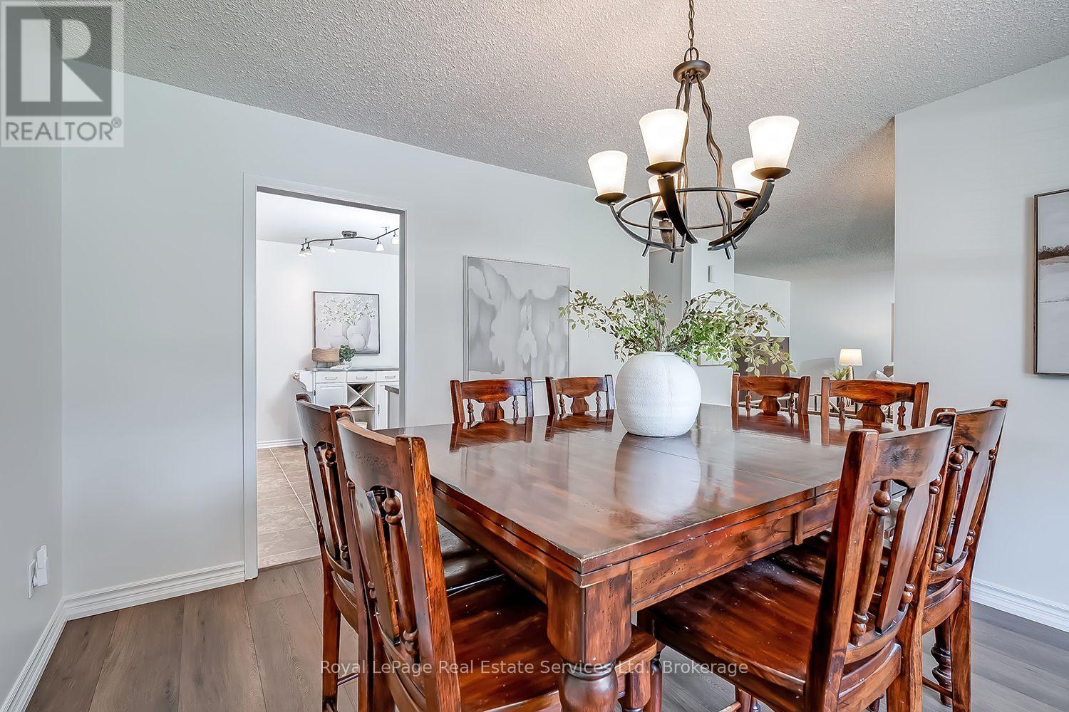 1284 Morgan Court, Burlington, Ontario  L7M 1X2 - Photo 9 - W13761244