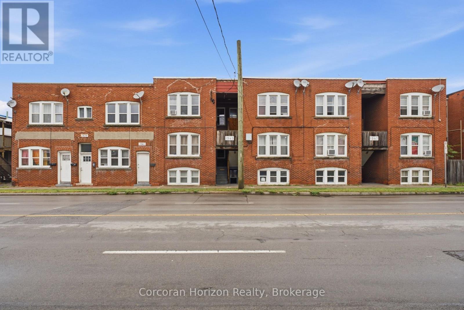 1539-1547 Barton Street E, Hamilton, Ontario  L8H 2X7 - Photo 1 - X13761316
