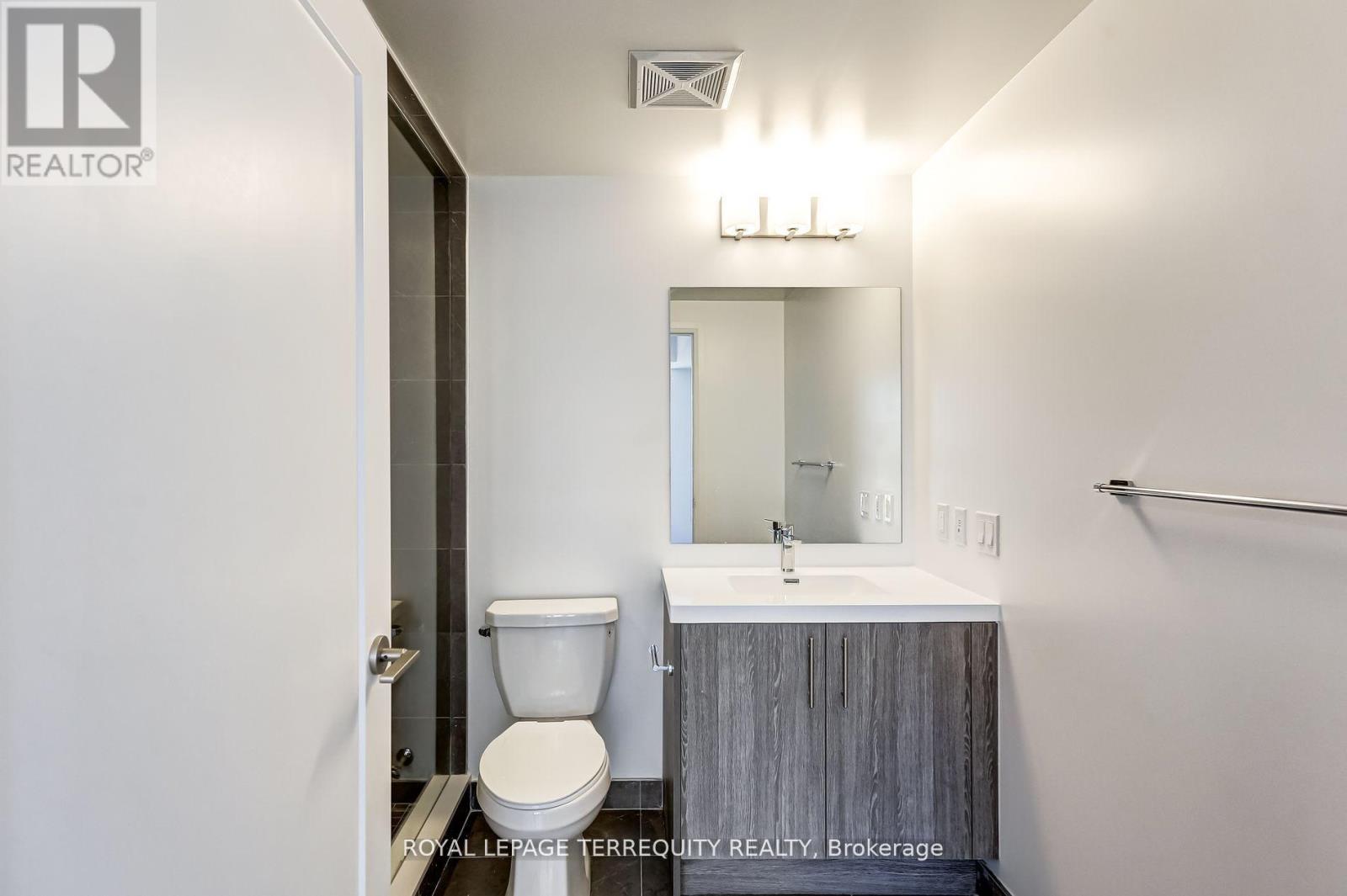 1906 - 286 Main Street, Toronto, Ontario  M4C 0B3 - Photo 25 - E13761254