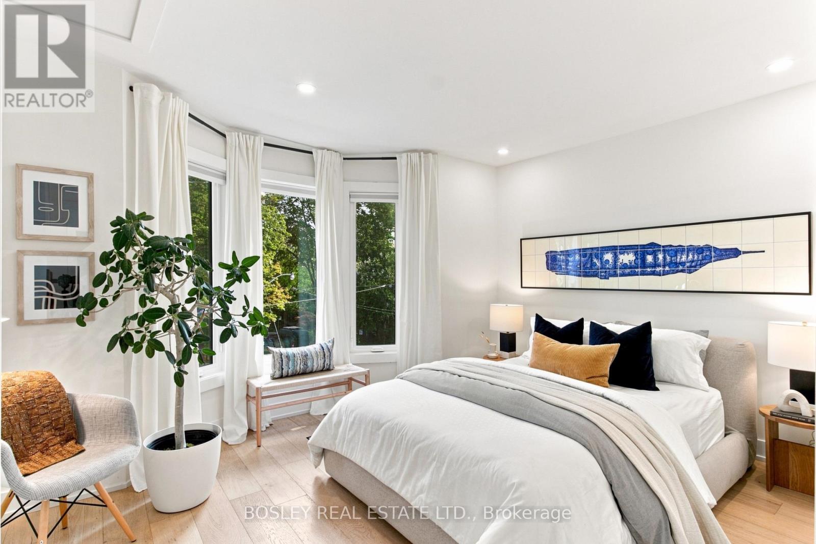 2 Sandford Avenue, Toronto, Ontario  M4L 2E7 - Photo 20 - E13761312