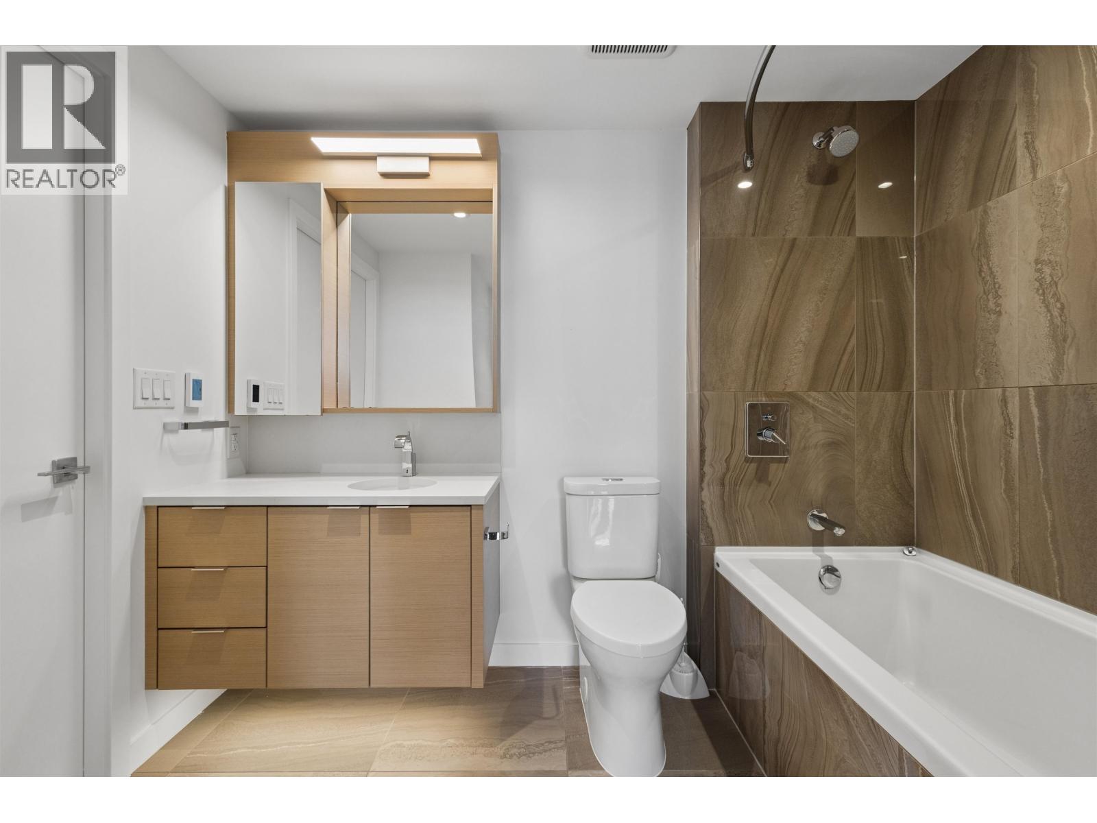 1009 1688 Pullman Porter Street, Vancouver, British Columbia  V6A 0H4 - Photo 9 - R3163041
