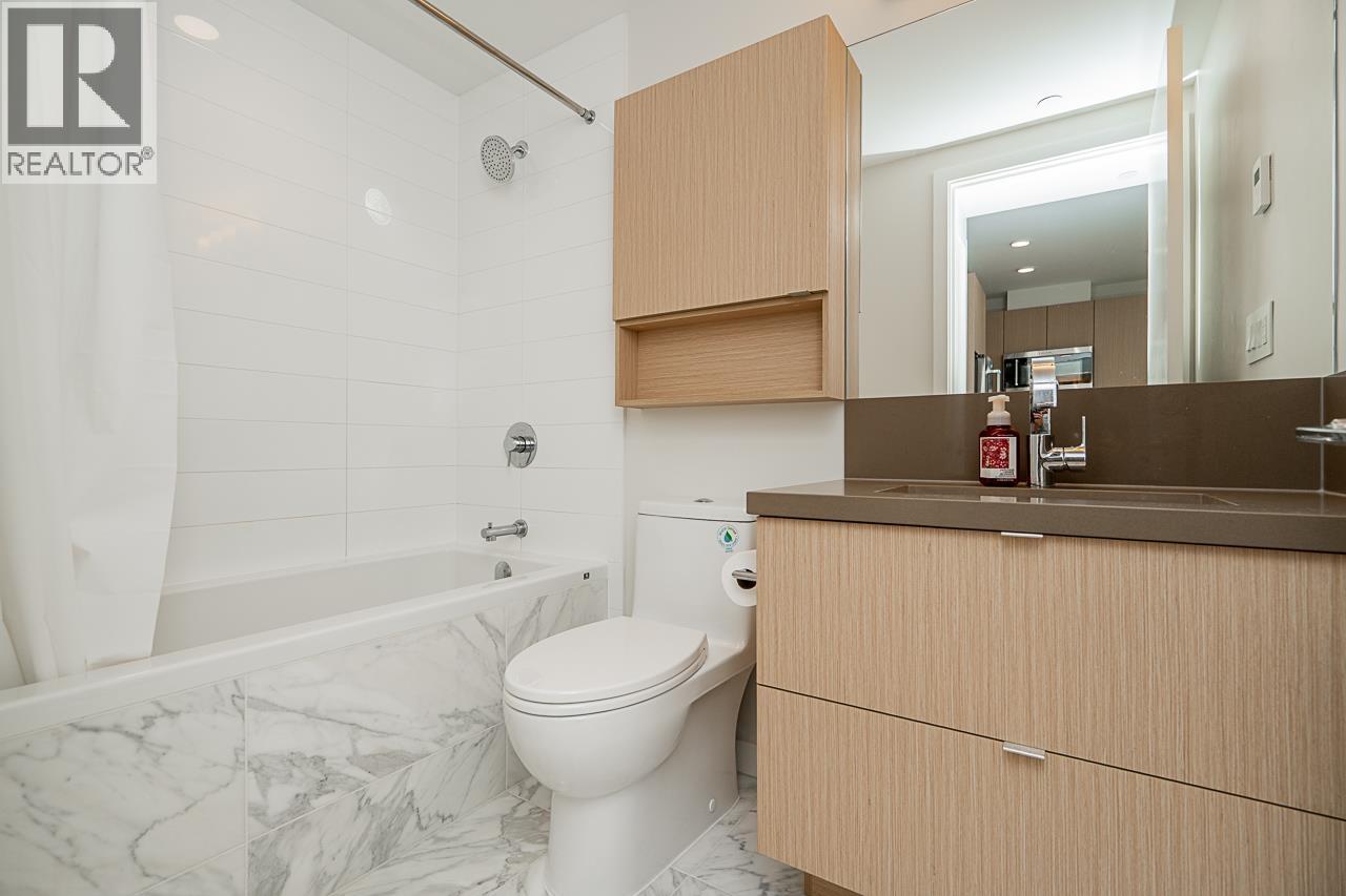 2407 530 Whiting Way, Coquitlam, British Columbia  V3J 0J4 - Photo 17 - R3163066