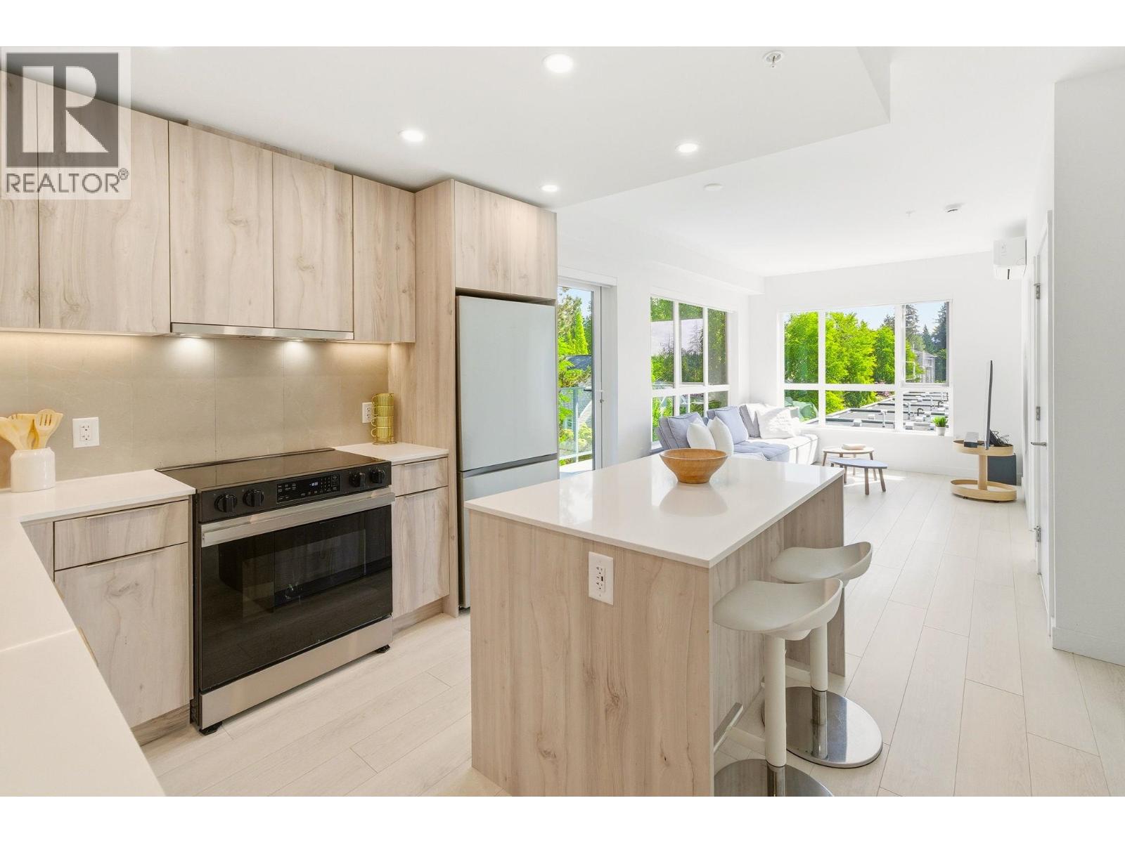 513 3596 Malsum Drive, North Vancouver, British Columbia  V7G 0B5 - Photo 4 - R3163074