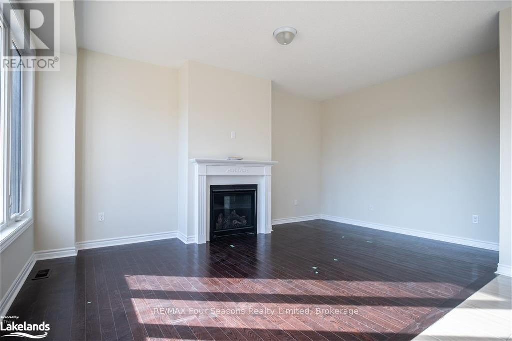 Upper - 90 Kirby Avenue, Collingwood, Ontario  L9Y 5H5 - Photo 16 - S13761226