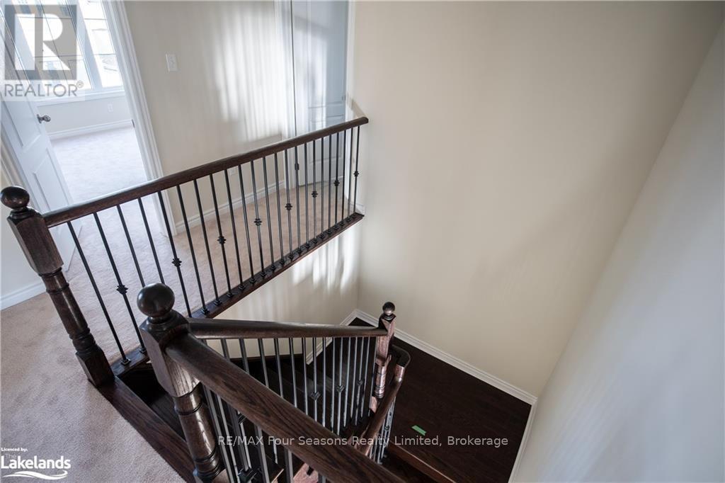 Upper - 90 Kirby Avenue, Collingwood, Ontario  L9Y 5H5 - Photo 19 - S13761226