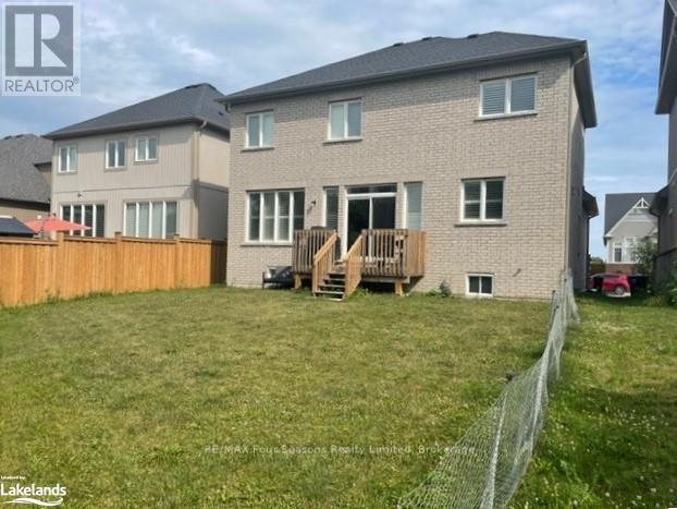 Upper - 90 Kirby Avenue, Collingwood, Ontario  L9Y 5H5 - Photo 2 - S13761226