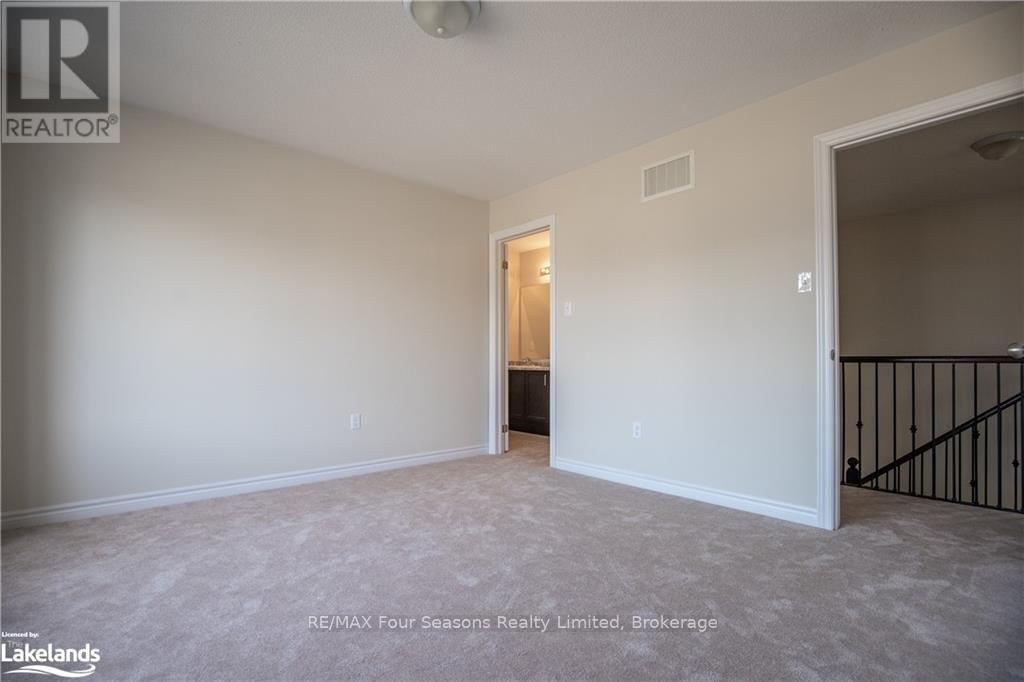 Upper - 90 Kirby Avenue, Collingwood, Ontario  L9Y 5H5 - Photo 32 - S13761226