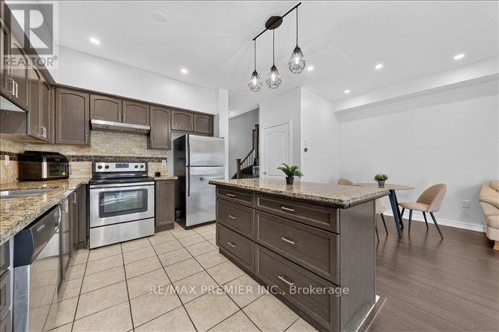 164 Matthewson Avenue, Bradford West Gwillimbury (Bradford), Ontario  L3Z 0N9 - Photo 12 - N13761196