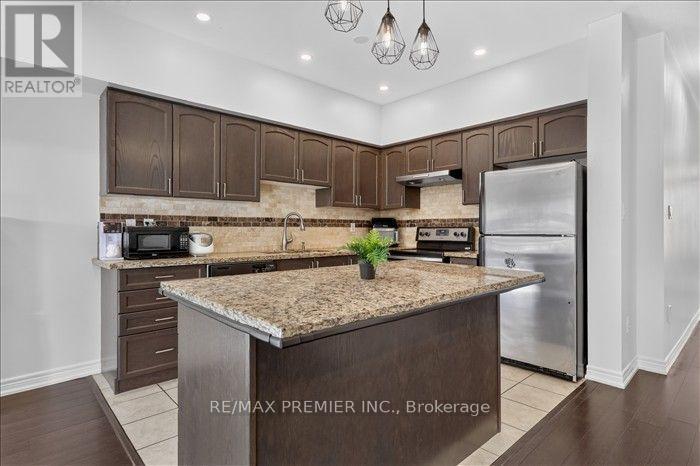 164 Matthewson Avenue, Bradford West Gwillimbury (Bradford), Ontario  L3Z 0N9 - Photo 14 - N13761196