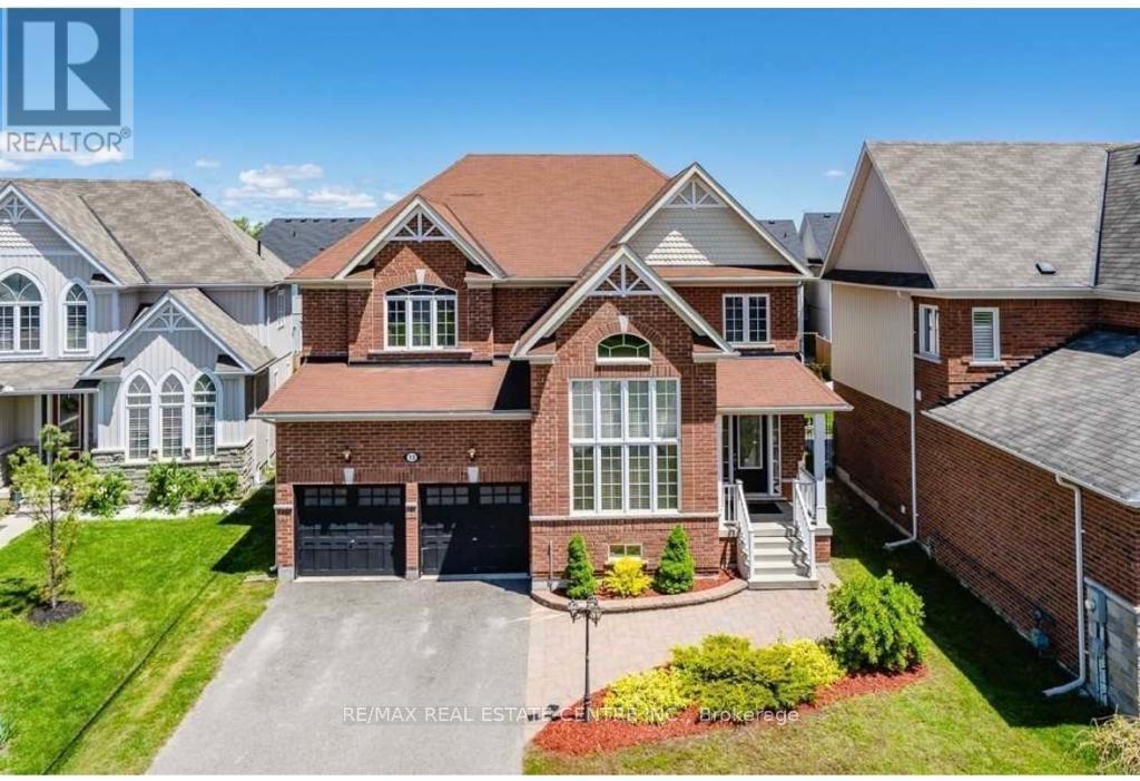 13 Lions Court, Essa (Angus), Ontario  L0M 1B5 - Photo 1 - N13761266