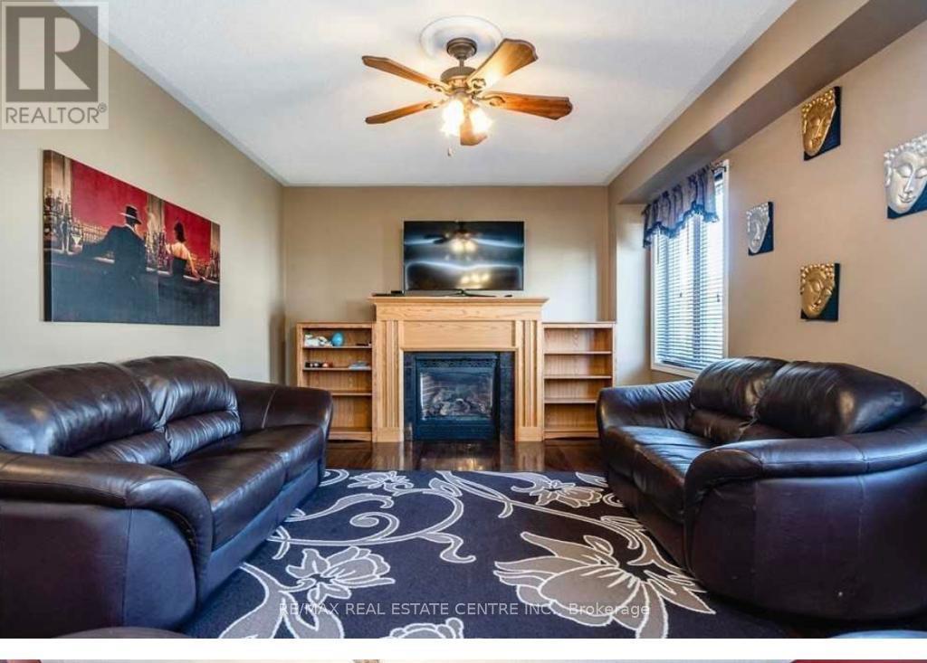 13 Lions Court, Essa (Angus), Ontario  L0M 1B5 - Photo 11 - N13761266