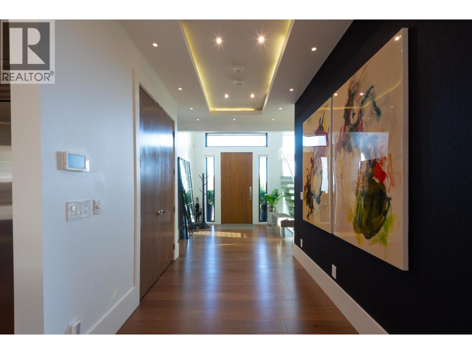 908 Beaconsfield Road, North Vancouver, British Columbia  V7R 1S8 - Photo 4 - R3163083