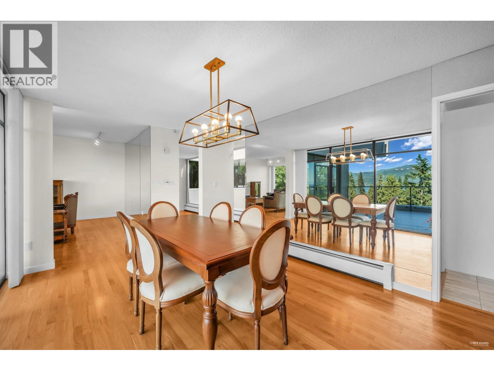 5317 Montiverdi Place, West Vancouver, British Columbia  V7W 2W8 - Photo 11 - R3163086