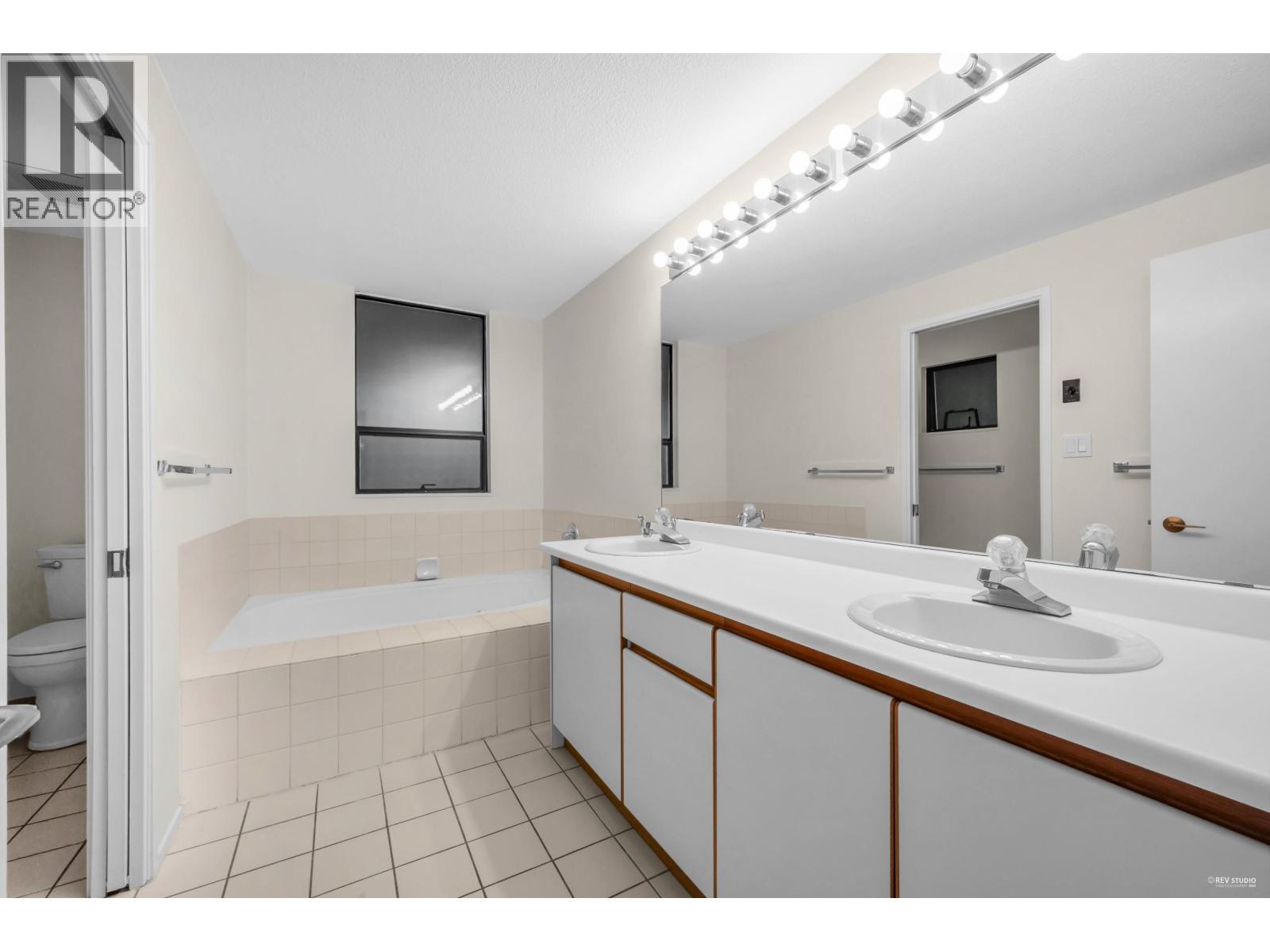 5317 Montiverdi Place, West Vancouver, British Columbia  V7W 2W8 - Photo 32 - R3163086