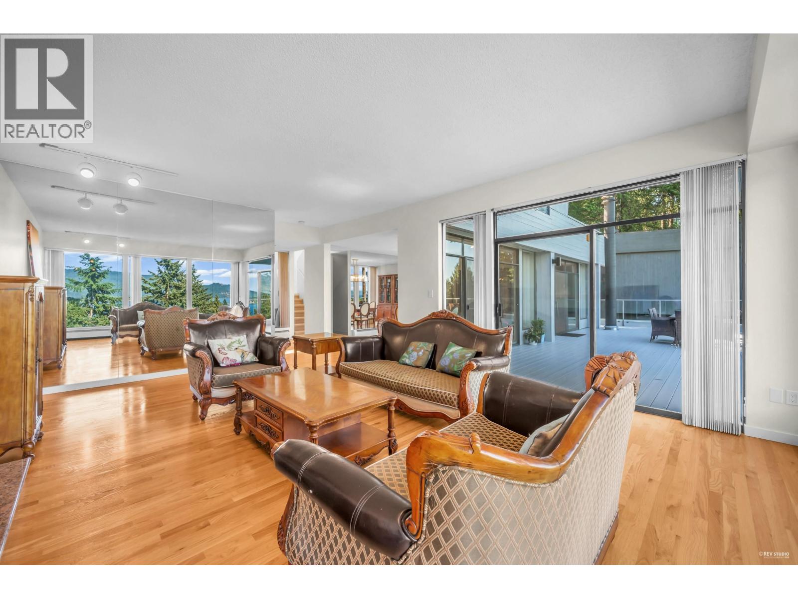 5317 Montiverdi Place, West Vancouver, British Columbia  V7W 2W8 - Photo 8 - R3163086