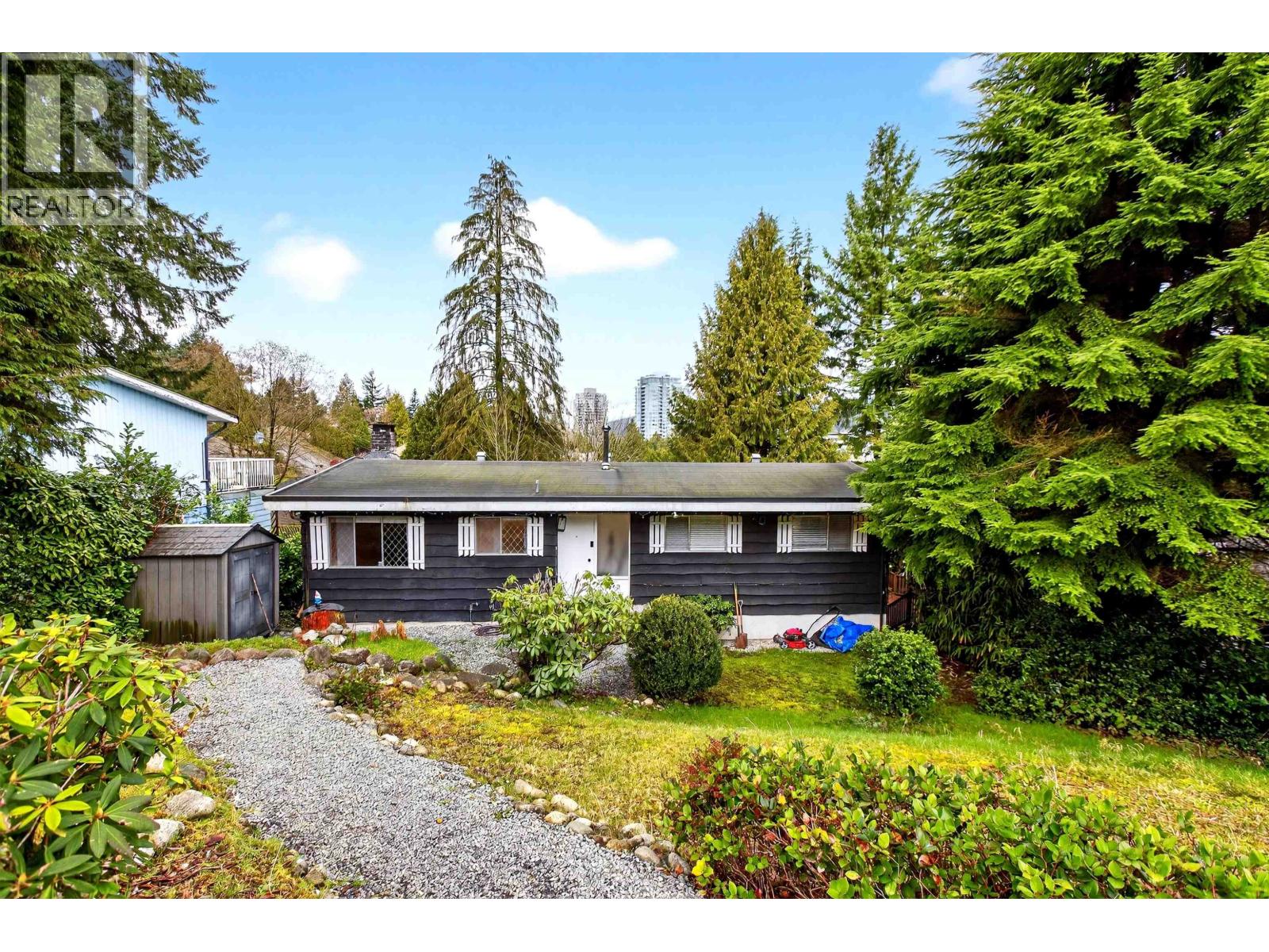3362 Viewmount Drive, Port Moody, British Columbia  V3H 2L7 - Photo 2 - R3163098