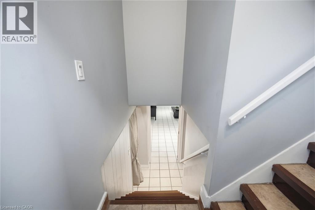 94 Clarendon Avenue, Hamilton, Ontario  L9A 3A3 - Photo 26 - 40860785