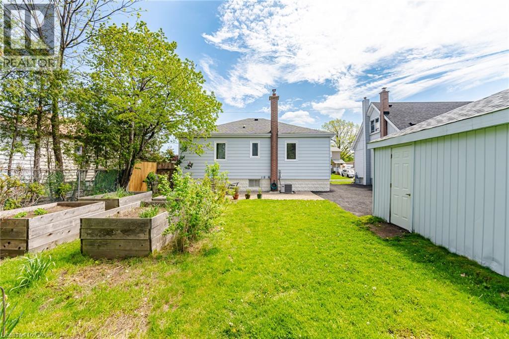 94 Clarendon Avenue, Hamilton, Ontario  L9A 3A3 - Photo 44 - 40860785