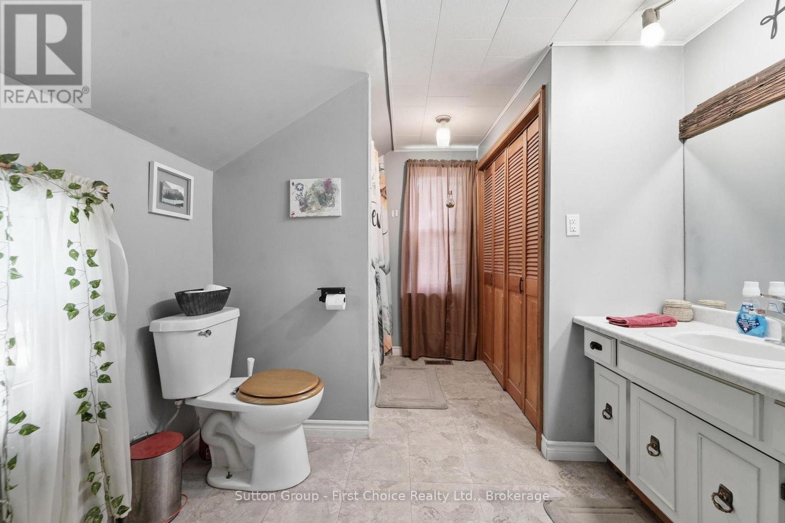 33 Bayfield Street, Huron East (Egmondville), Ontario  N0K 1G0 - Photo 27 - X13761290