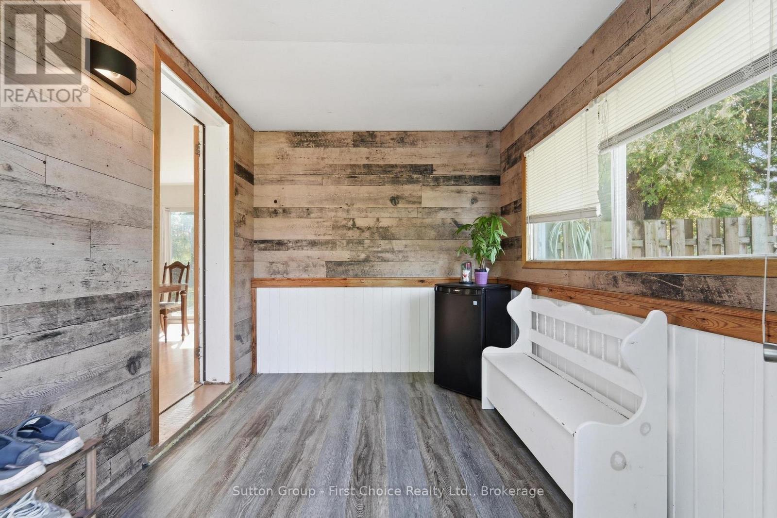 33 Bayfield Street, Huron East (Egmondville), Ontario  N0K 1G0 - Photo 6 - X13761290