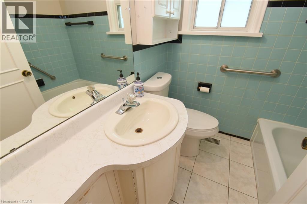 44 Beckwith Road, Etobicoke, Ontario  M9C 3Y1 - Photo 16 - 40852395