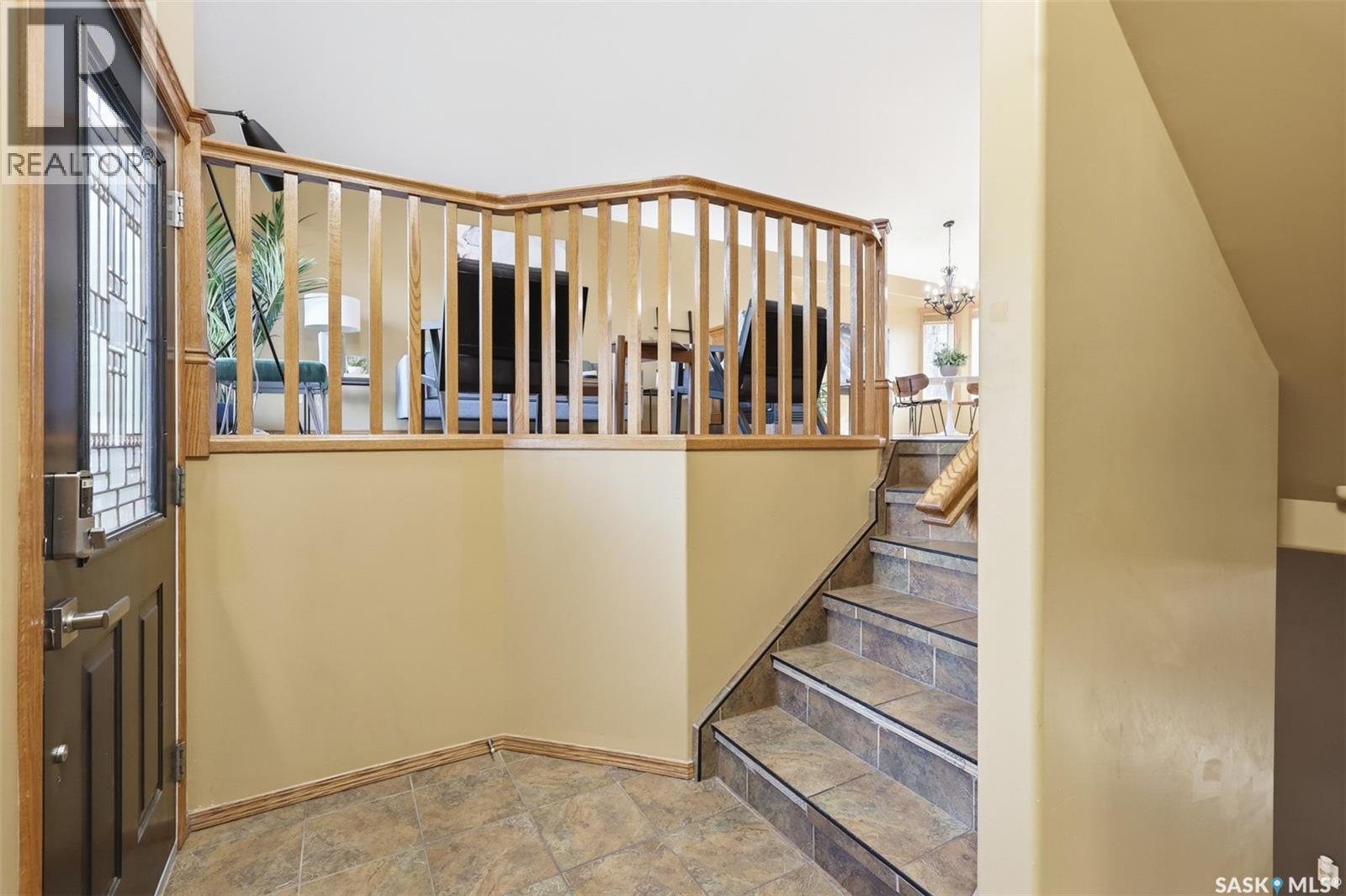 703 Beechmont Lane, Saskatoon, Saskatchewan  S7V 1C9 - Photo 3 - SK047679