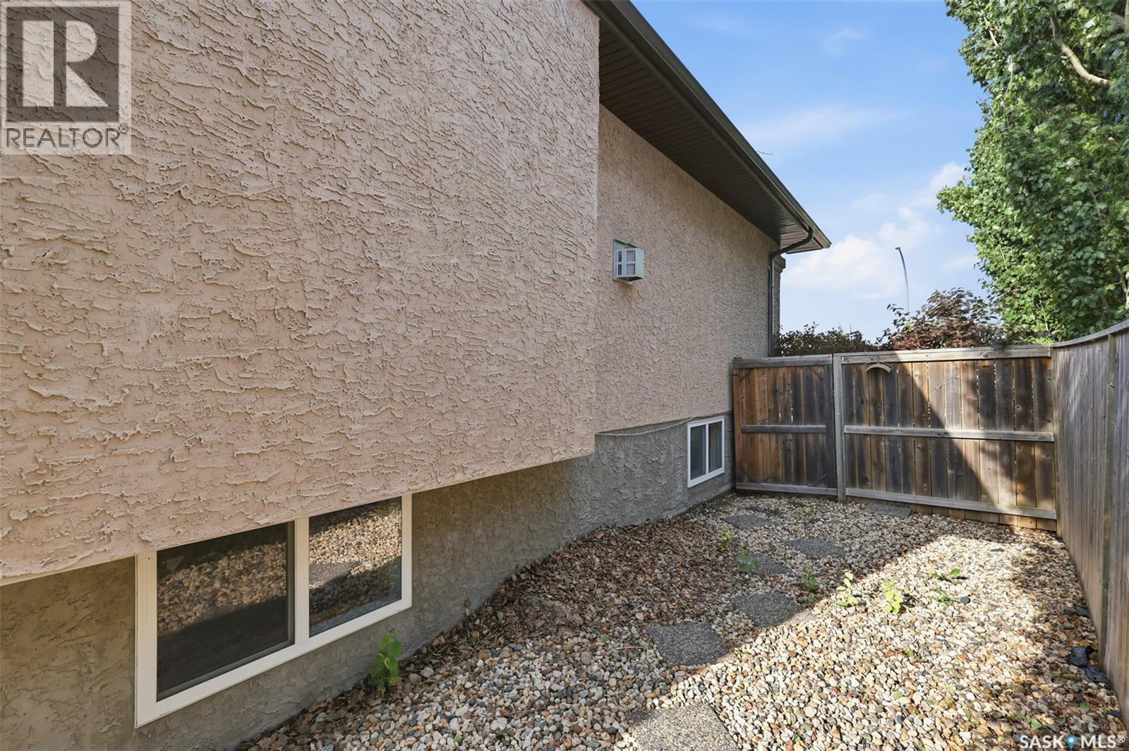 703 Beechmont Lane, Saskatoon, Saskatchewan  S7V 1C9 - Photo 42 - SK047679
