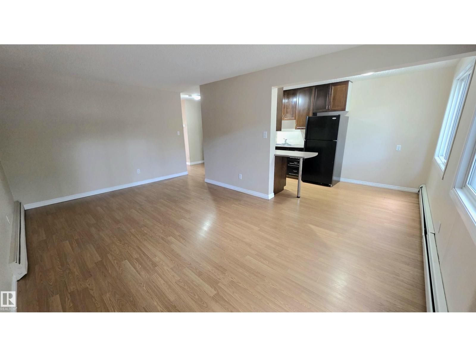 #207 10415 93 St NW NW, Edmonton, Alberta  T5X 1X5 - Photo 5 - E4501961