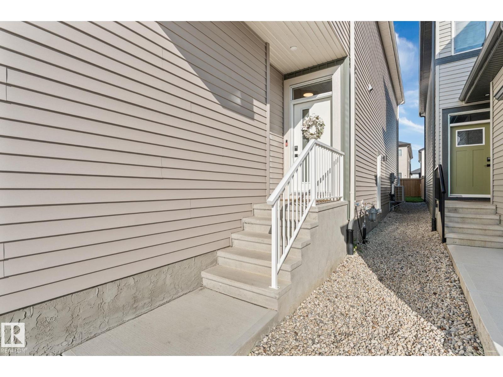 17355 99 St NW NW, Edmonton, Alberta  T5X 0M6 - Photo 4 - E4507716