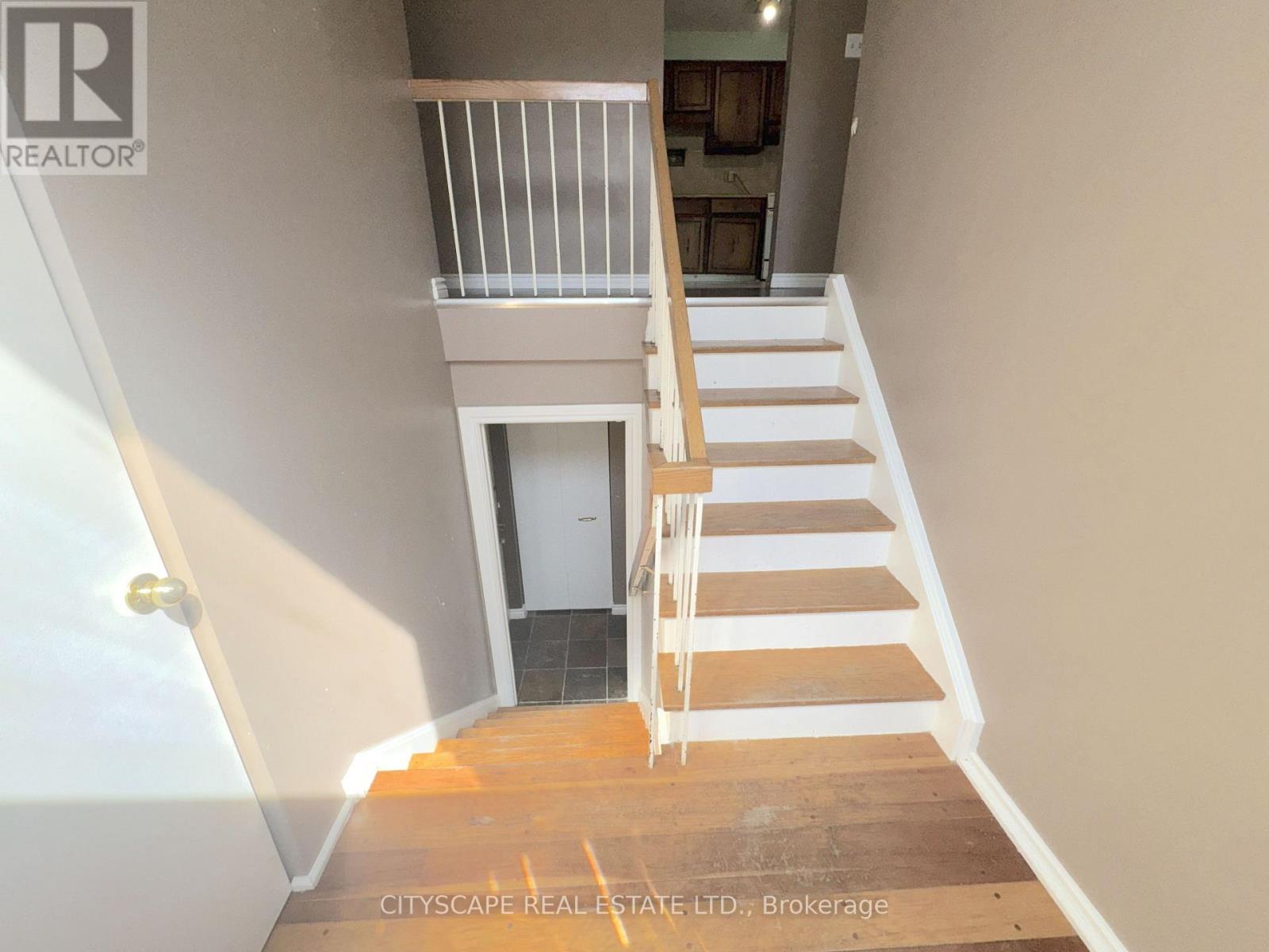 6087 Featherhead Crescent, Mississauga, Ontario  L5N 2B5 - Photo 24 - W13761168