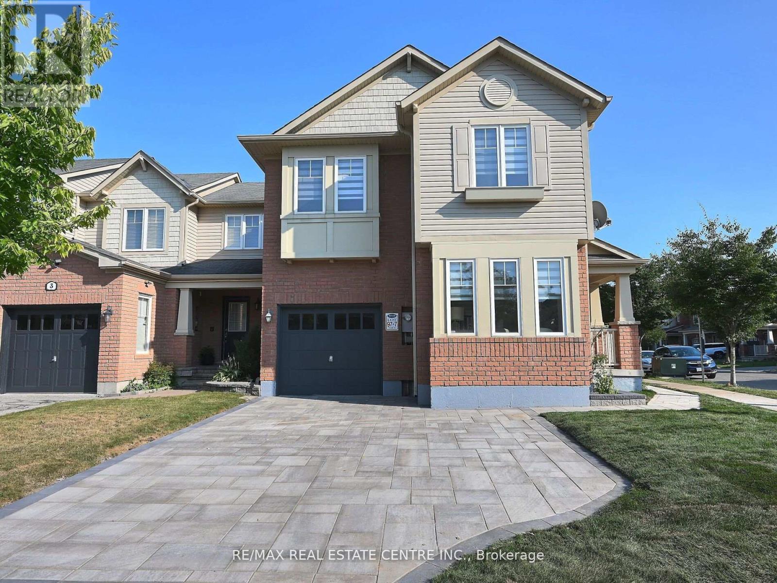 1 MCCANDLESS COURT, Milton, Ontario