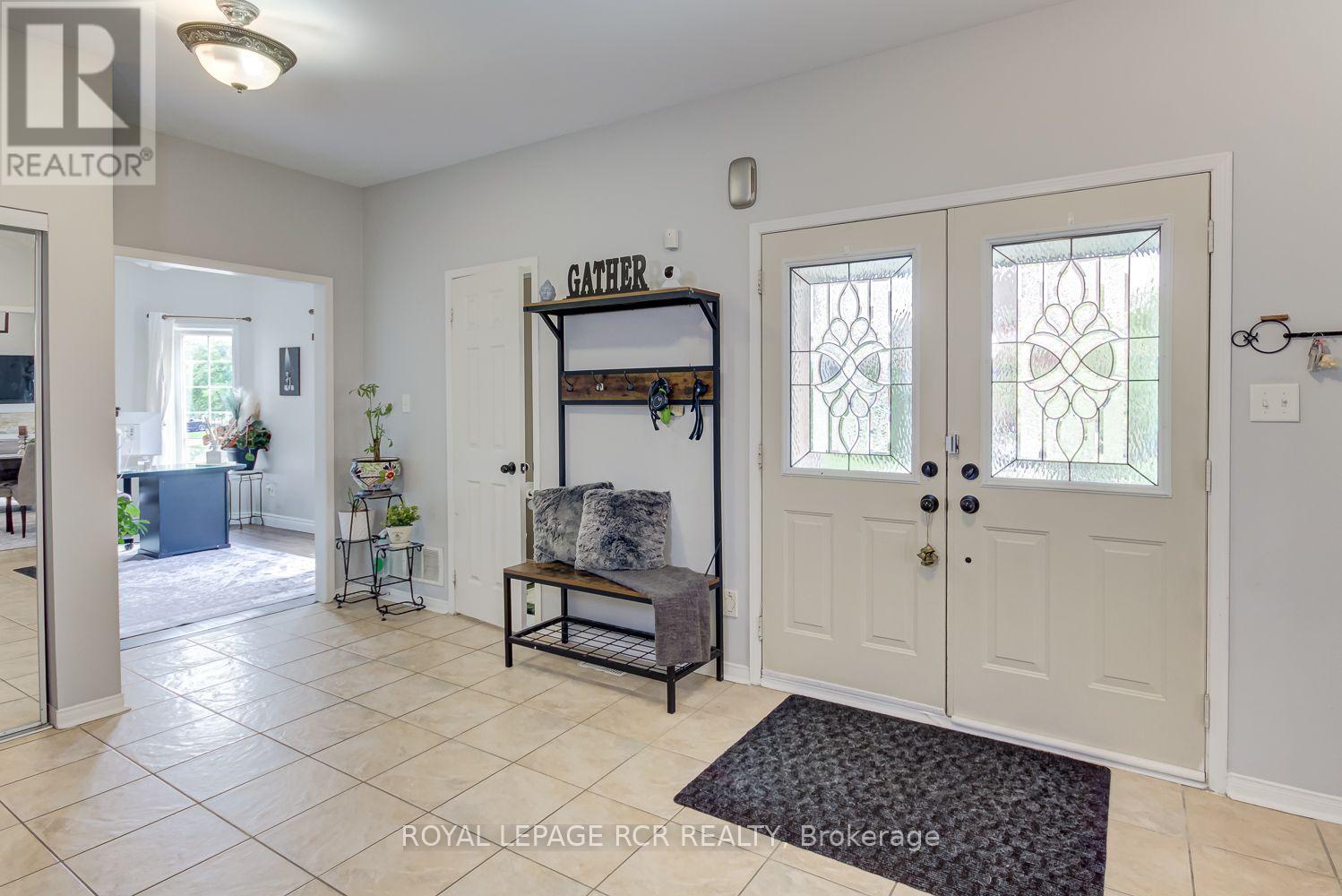 13 Silvervalley Drive, Caledon, Ontario  L7E 2Y8 - Photo 4 - W13761288